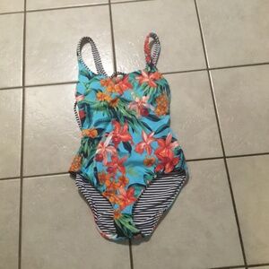 Tommy Bahama Women’s One Piece Swimsuit Reversible Floriana Sz 6, Coverup Sz M